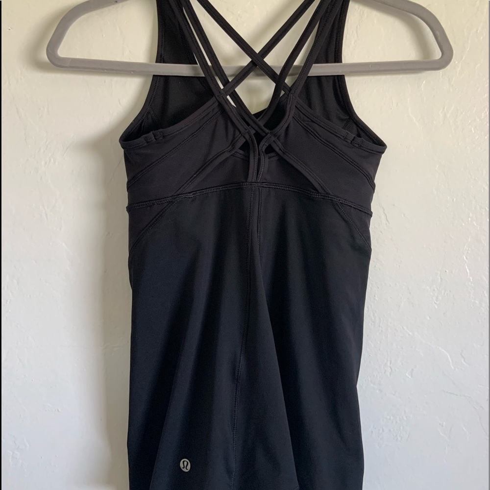 Lululemon workout tank - Picture 4 of 7